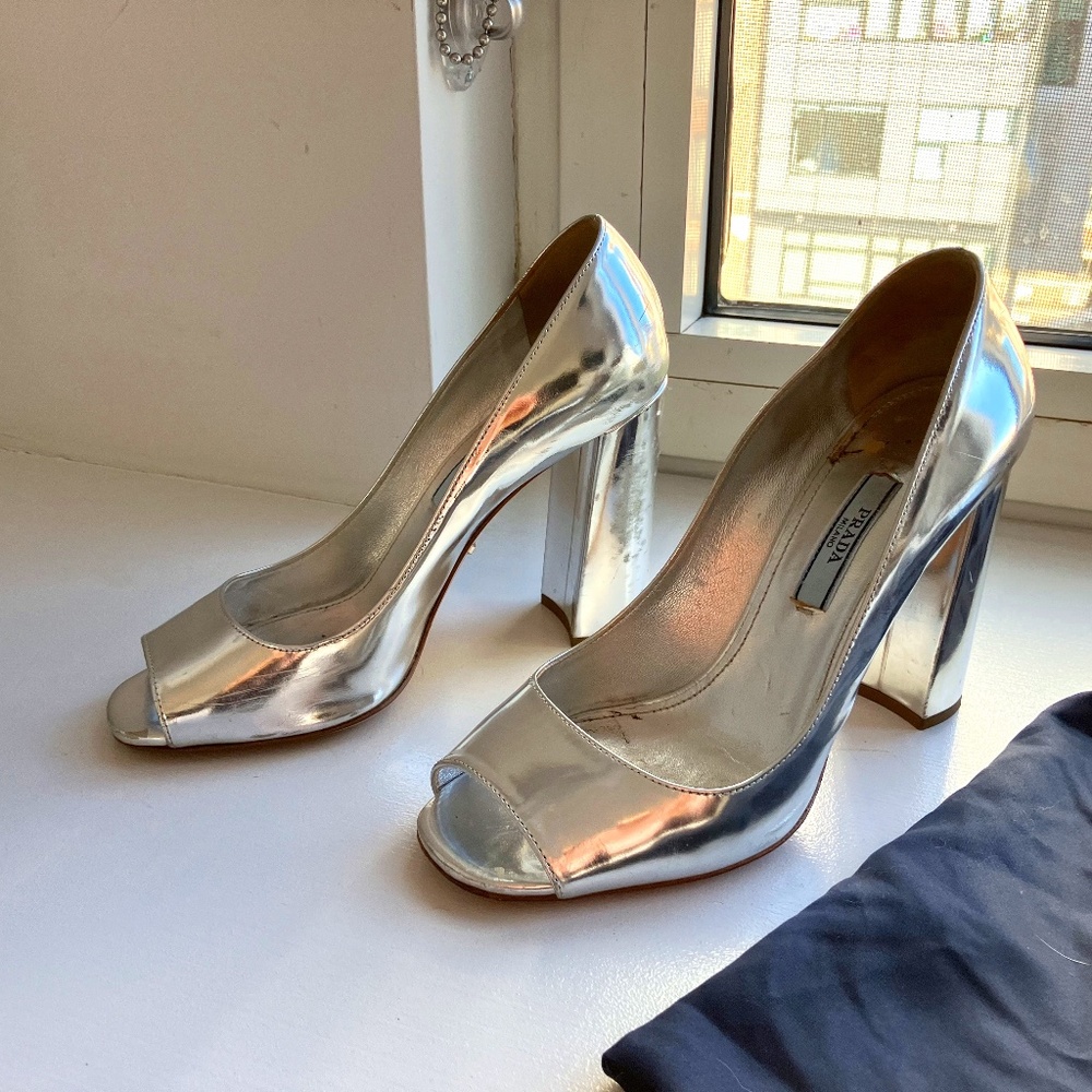 Prada Peep Toe Block Heel Silver Metallic Leather Pump - super chic!